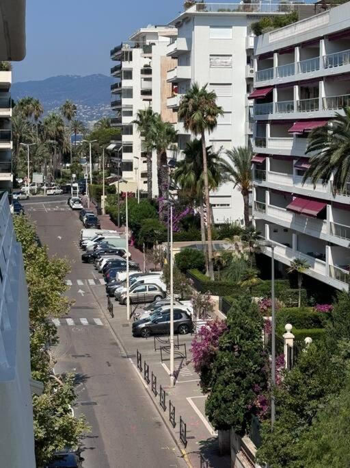 Palm - 2 Vue Appartement Cannes
